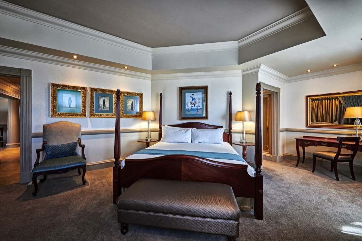 Graceland Luxury Suite Bed Front